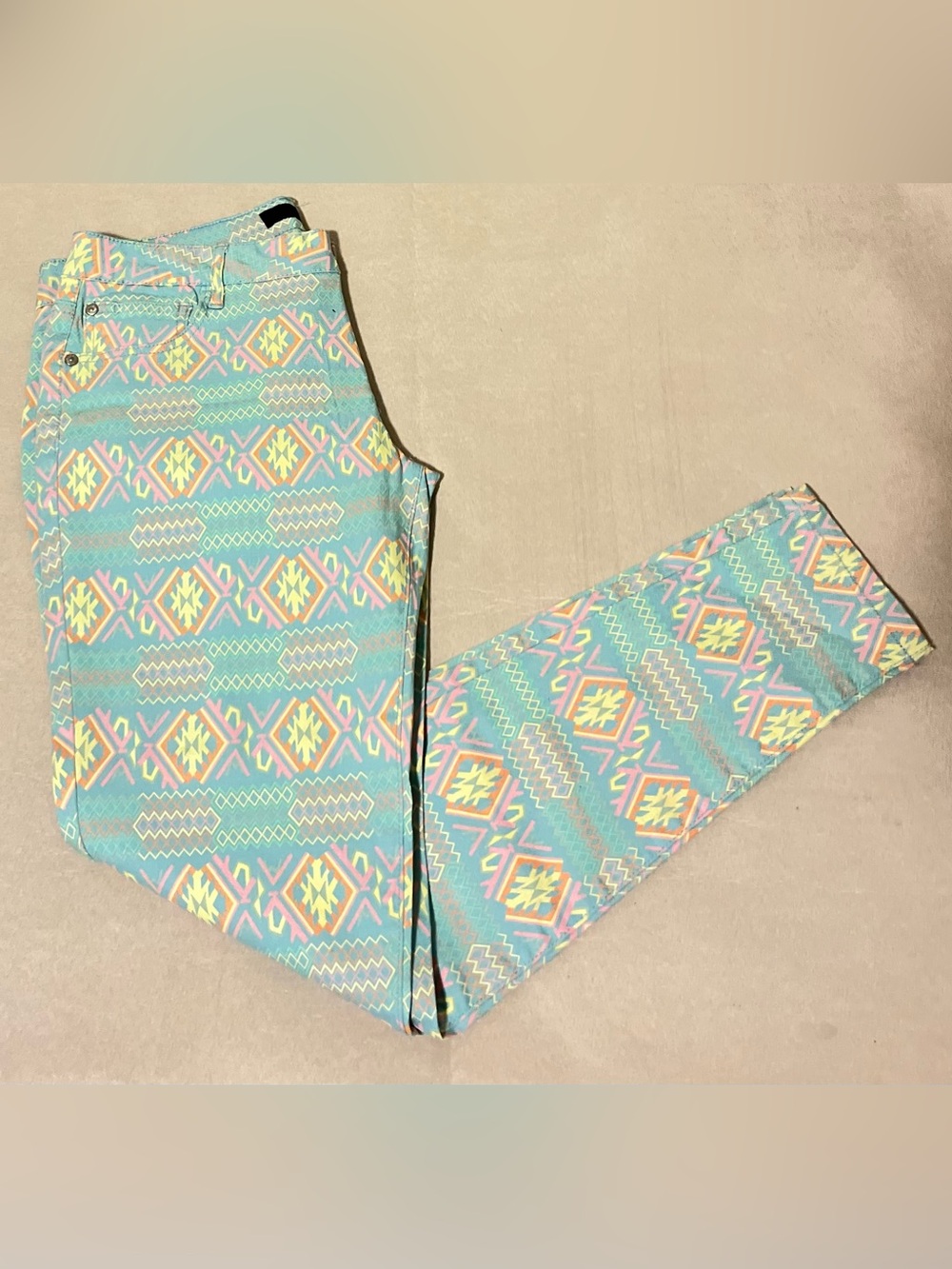 Celebrity Pink Women’s Size 13 Multicolor Blue Aztec Geometric Skinny Jeans